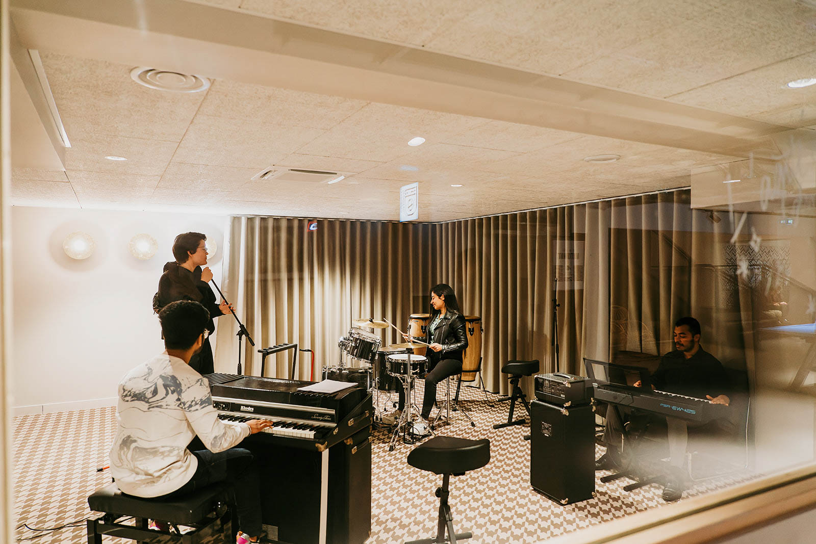 studio de musique dans résidence étudiante à noisy-le-grand