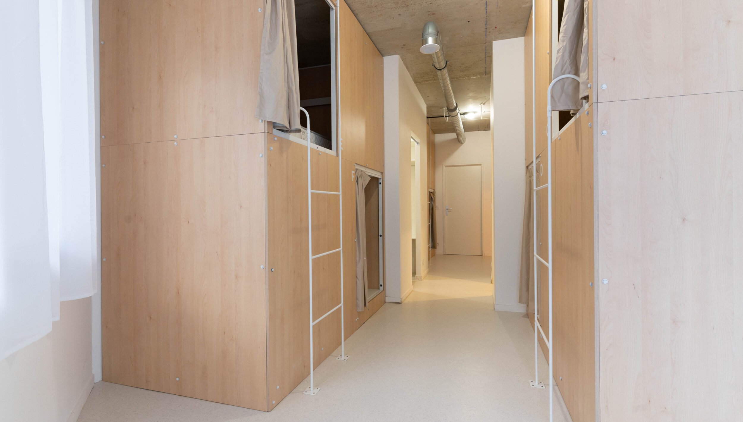 Lit en hostel dans résidence étudiante à noisy-le-grand