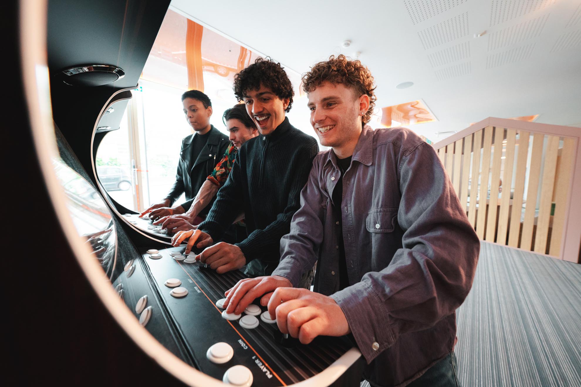 Espace de jeux dans parties communes dans résidence étudiante à Villejuif